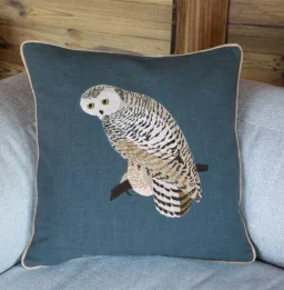 Coussin Yuma en laine et dos feutrine de laine vierge